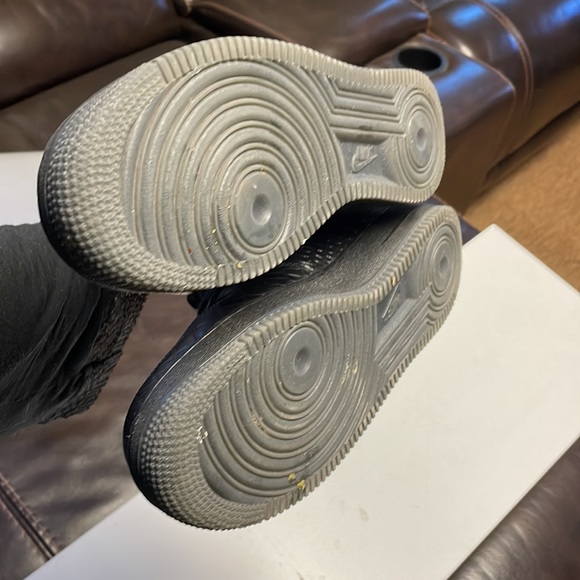 Nike Air Force 1s limited Edition - Picture 2 of 6